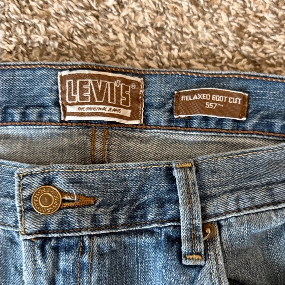 Levi's Men's Bootcut Jeans — Medium Blue Denim - Picture 4 of 5